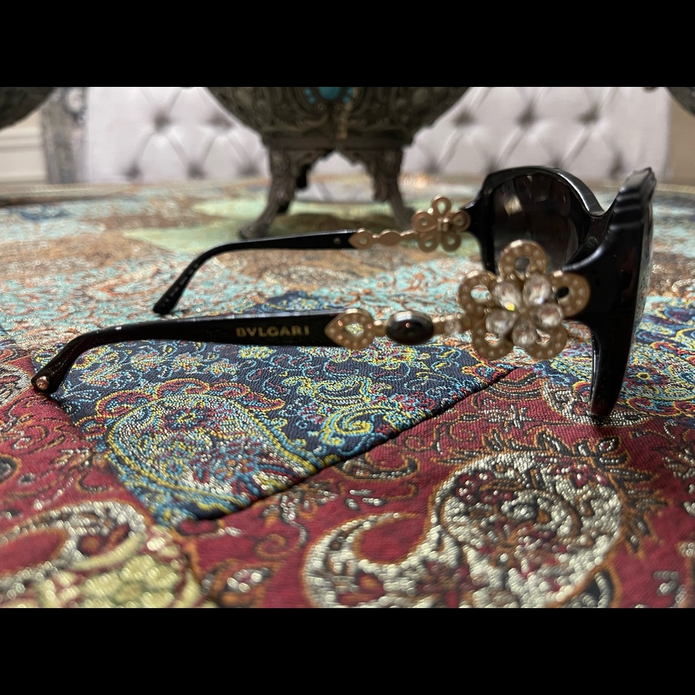 Bulgari sunglasses . - Picture 7 of 14